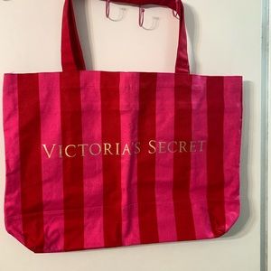 VS luggage duffle